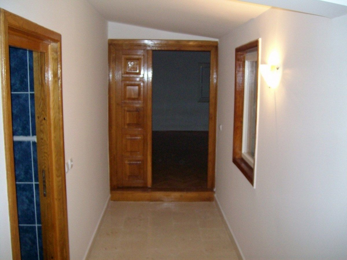 Коттедж в Баре, Черногория, 239 м² - фото 11