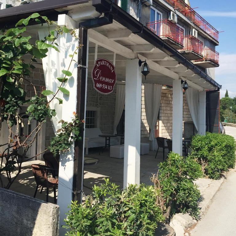 Отель, гостиница в Херцег-Нови, Черногория, 450 м2 - фото 1
