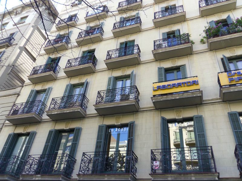 Квартира в Барселоне, Испания, 200 м2 - фото 1