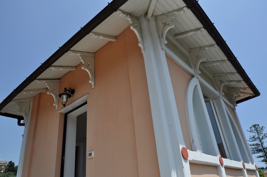 Вилла в Сан-Ремо, Италия, 430 м² - фото 2