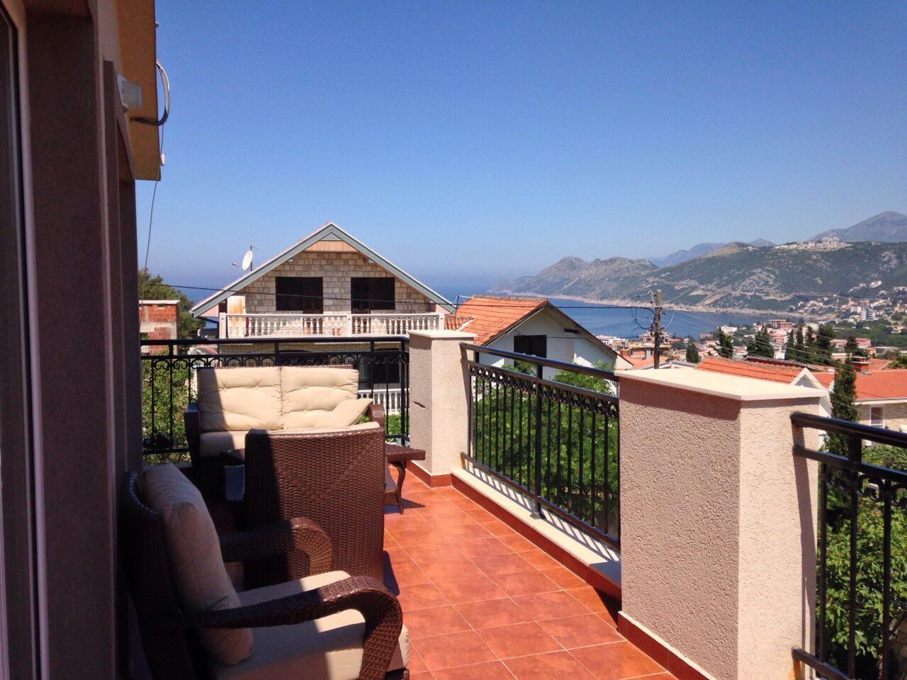 Коттедж в Добра Воде, Черногория, 180 м² - фото 2