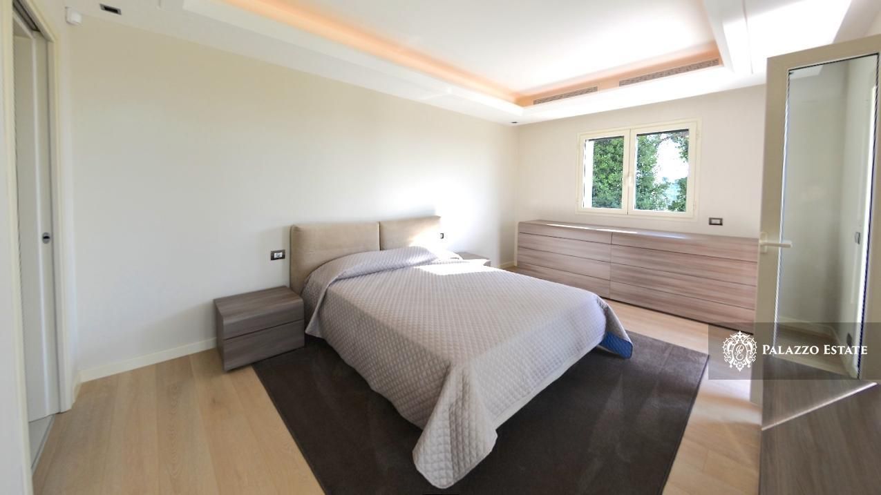Вилла в Массарозе, Италия, 340 м² - фото 15
