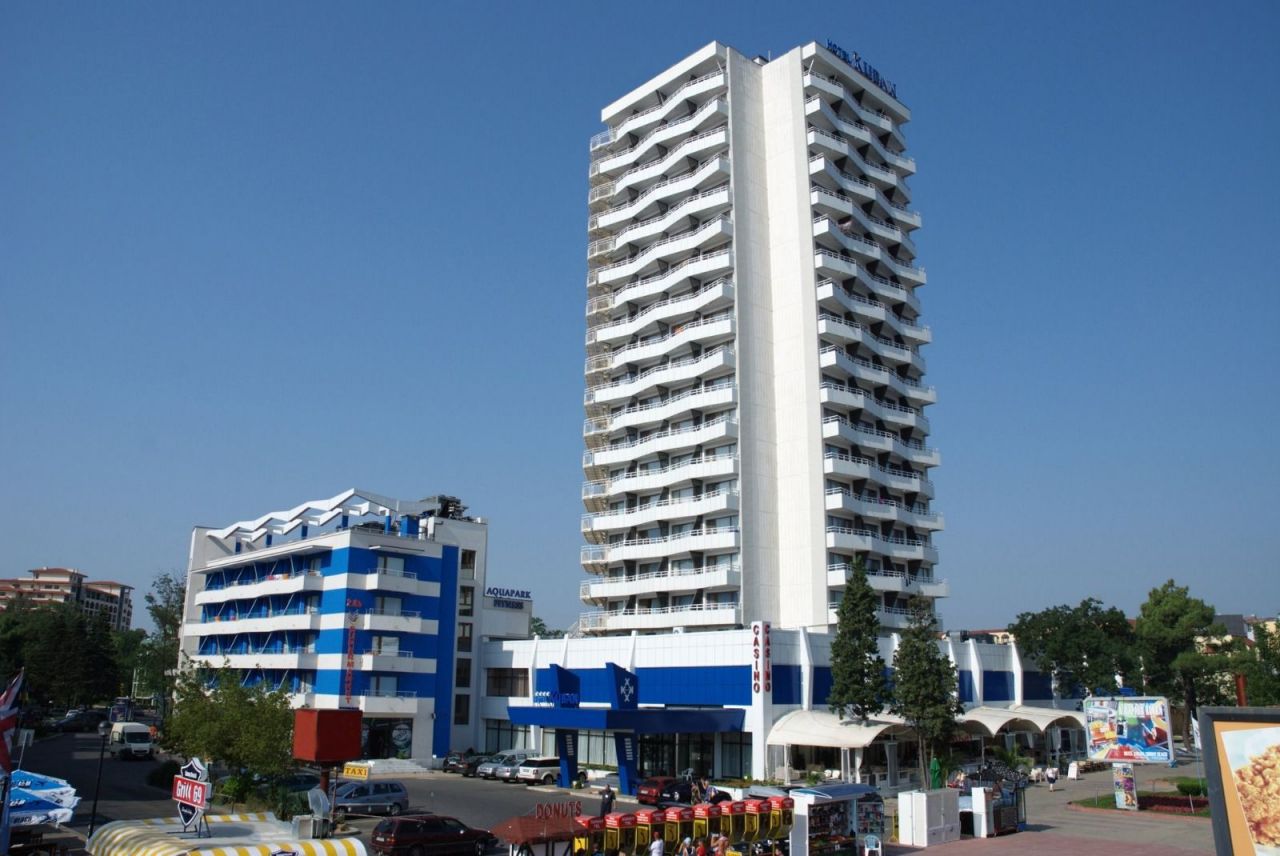 Отель, гостиница на Солнечном берегу, Болгария, 20 884 м2 - фото 1