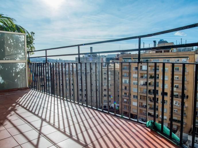 Квартира в Барселоне, Испания, 111 м2 - фото 1