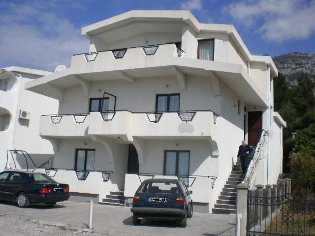 Отель, гостиница в Баре, Черногория, 340 м2 - фото 1