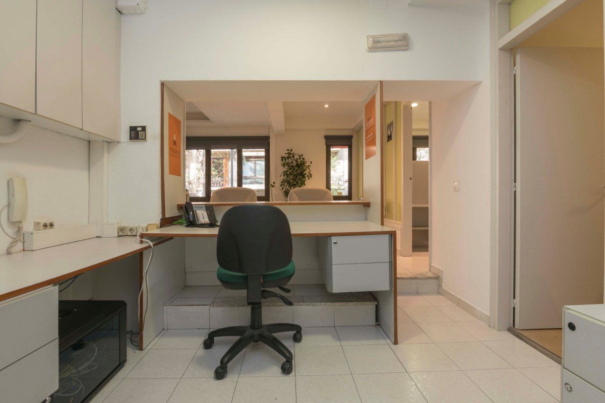 Коммерческая недвижимость в Барселоне, Испания, 120 м² - фото 6