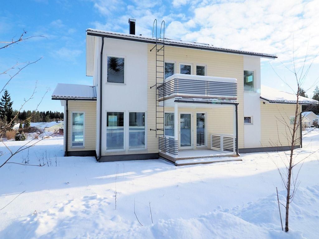 Дом в Иматре, Финляндия, 205 м2 - фото 1