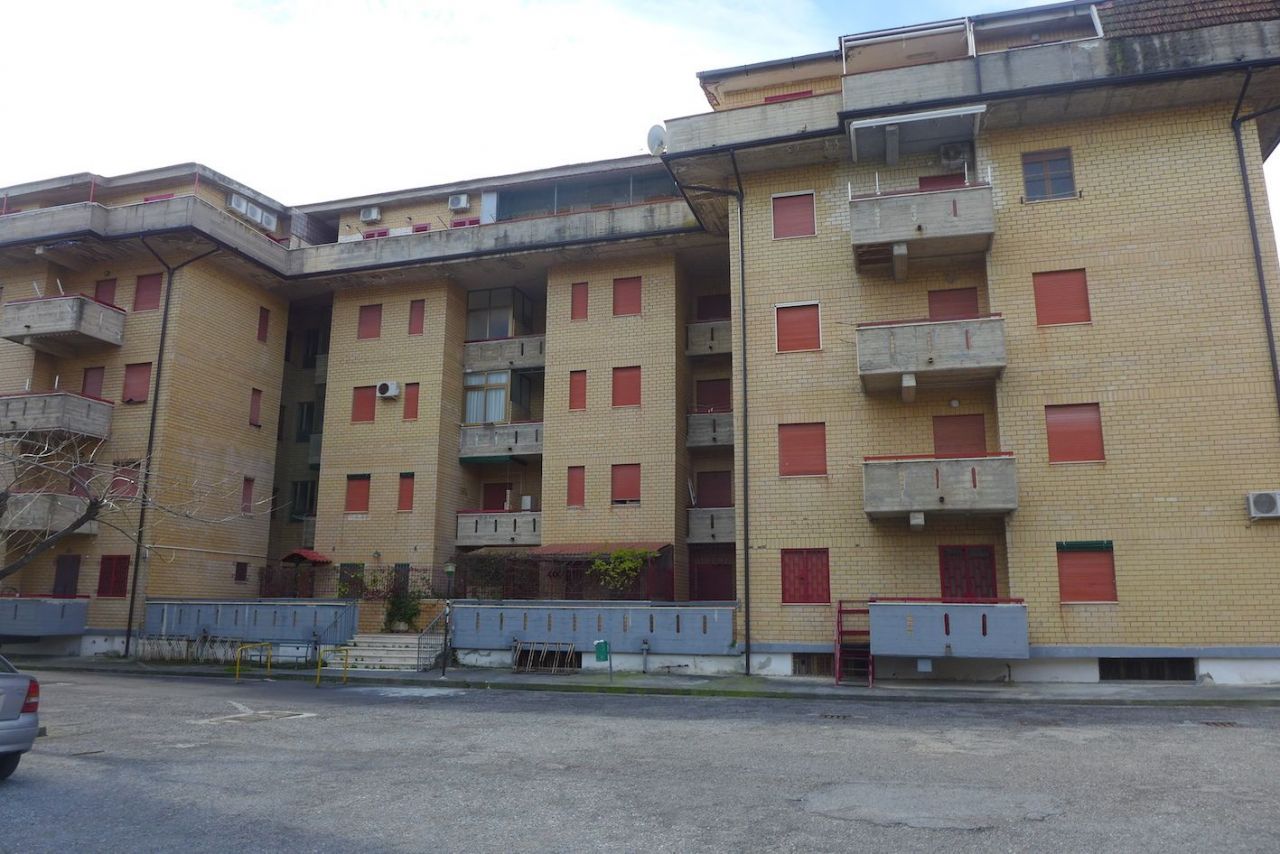 Апартаменты в Скалее, Италия, 39 м2 - фото 1