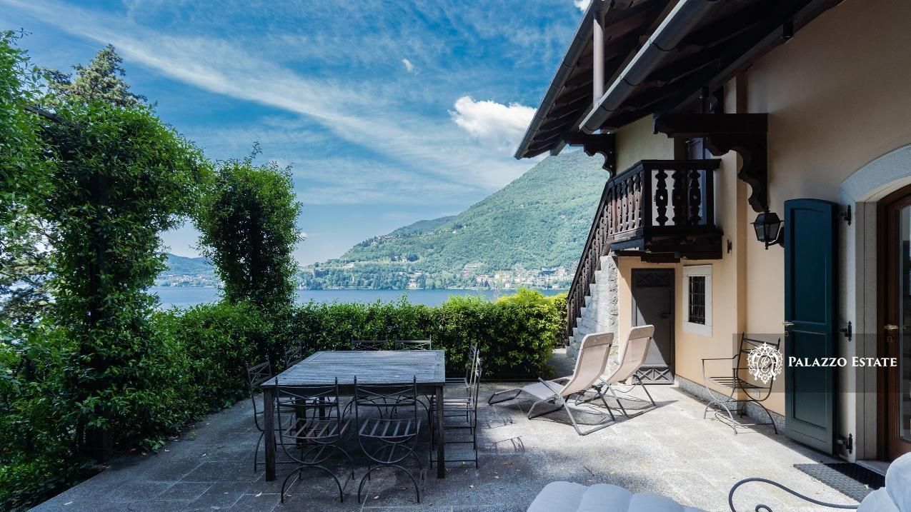 Вилла у озера Комо, Италия, 250 м² - фото 5