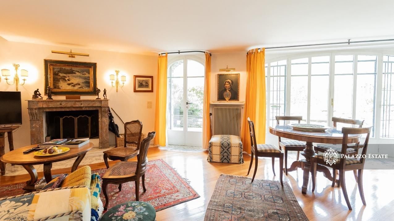 Вилла у озера Комо, Италия, 250 м² - фото 14