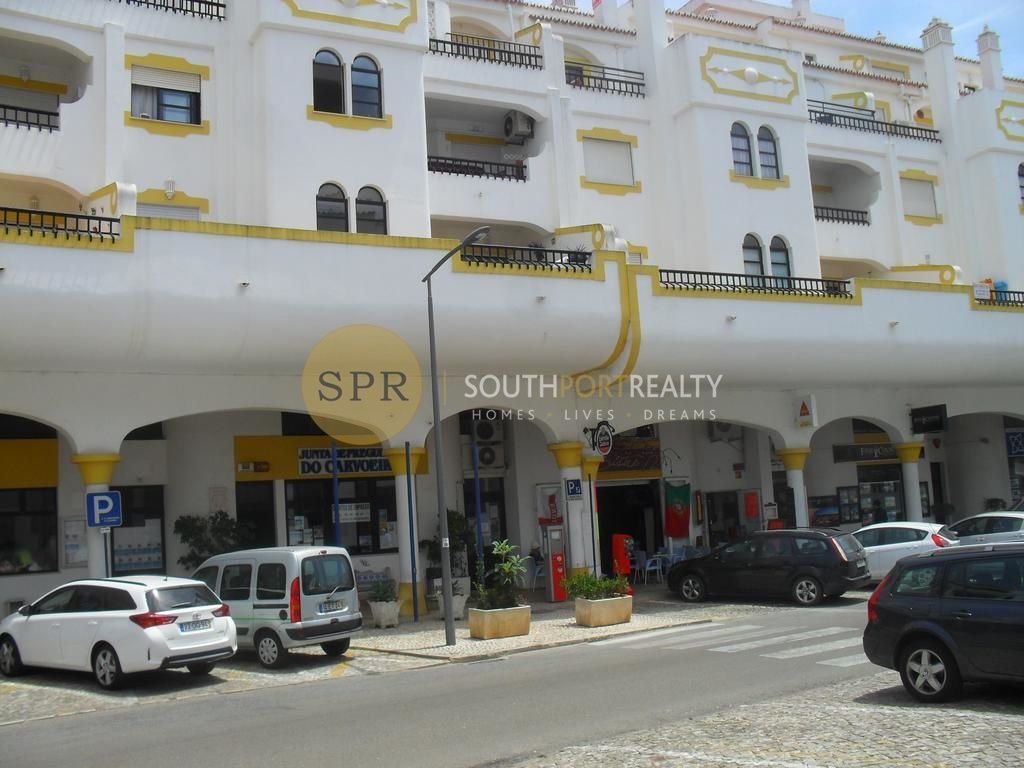 Магазин в Фару, Португалия, 154 м2 - фото 1