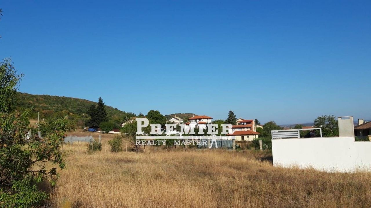 Земля в Медово, Болгария, 1 500 м² - фото 1