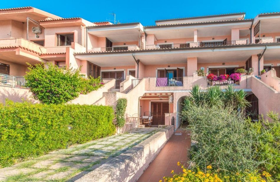 Квартира в Ольбии, Италия, 45 м² - фото 1