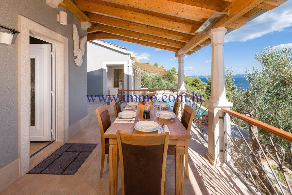 Вилла на острове Брач, Хорватия, 100 м² - фото 17