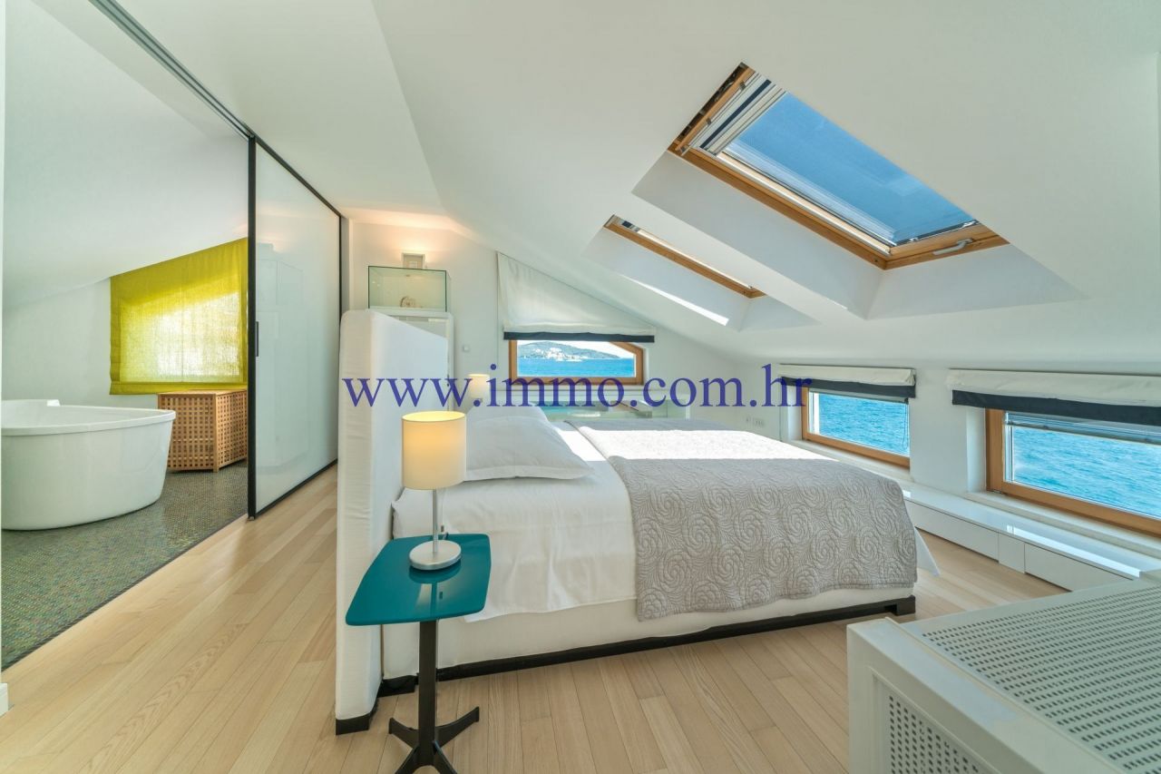 Вилла в Трогире, Хорватия, 500 м² - фото 4