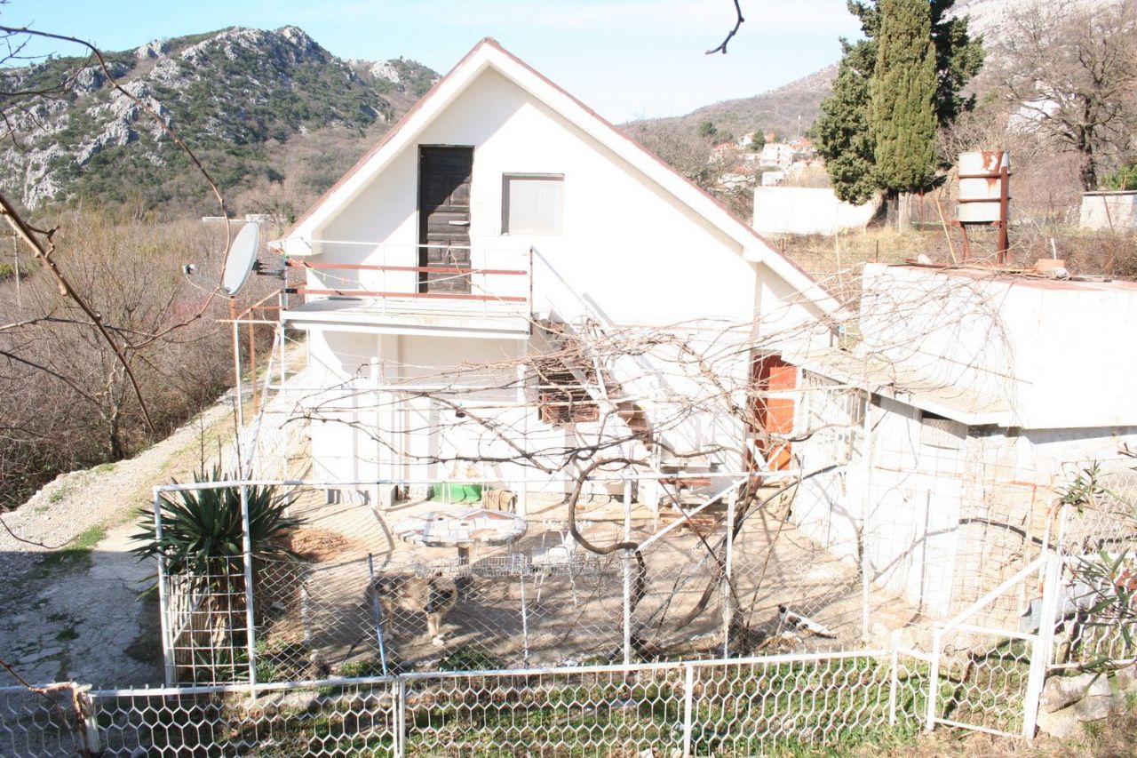 Дом в Сутоморе, Черногория, 45 м2 - фото 1