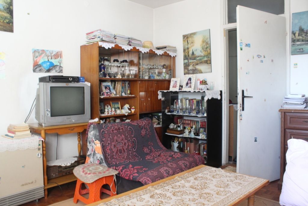 Квартира в Баре, Черногория, 59 м2 - фото 1