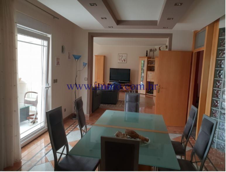 Вилла в Омише, Хорватия, 817.52 м² - фото 5