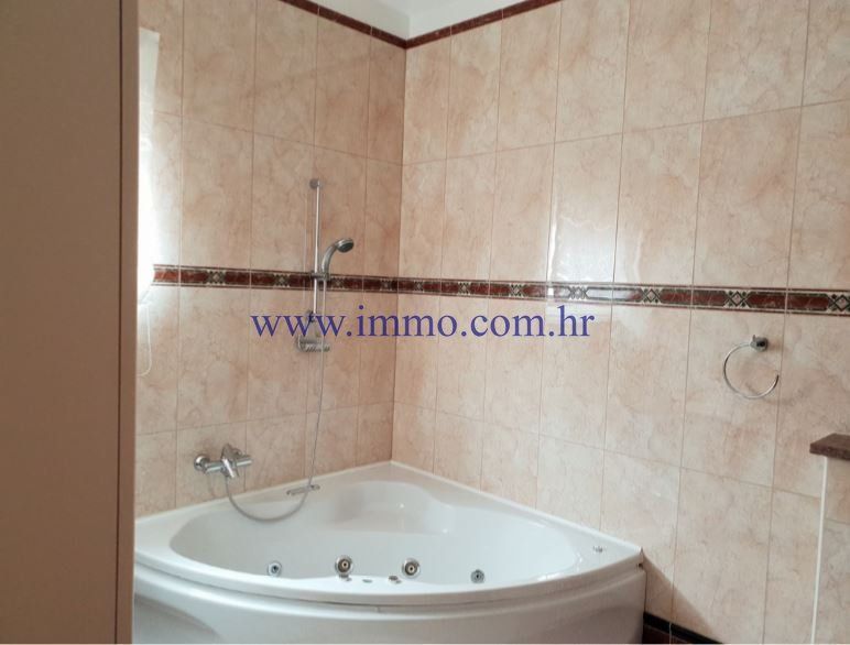 Вилла в Омише, Хорватия, 817.52 м² - фото 8