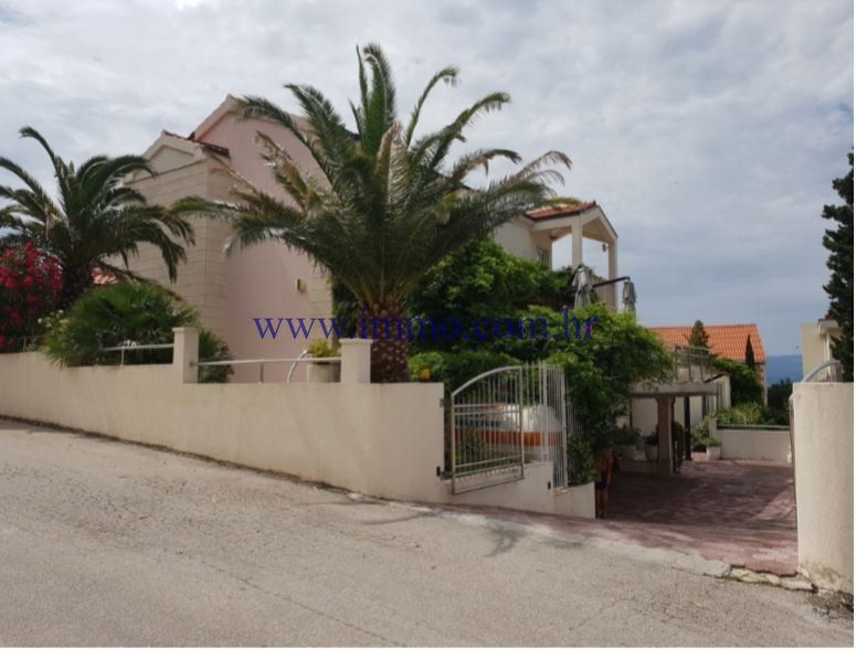 Вилла в Омише, Хорватия, 817.52 м² - фото 13