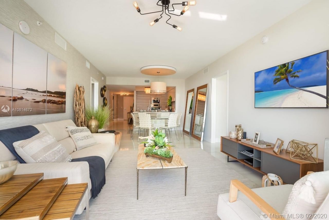 Квартира в Майами, США, 180 м² - фото 2