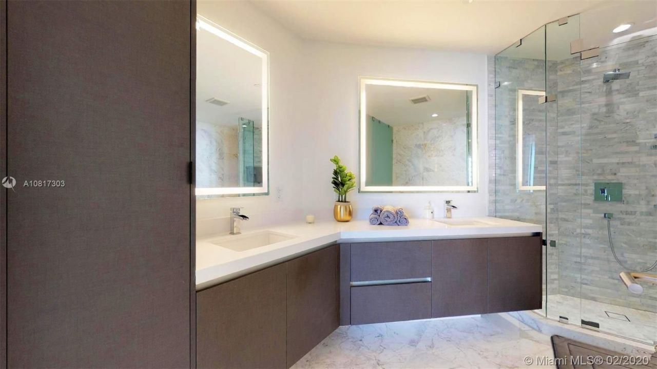 Квартира в Майами, США, 90 м² - фото 10