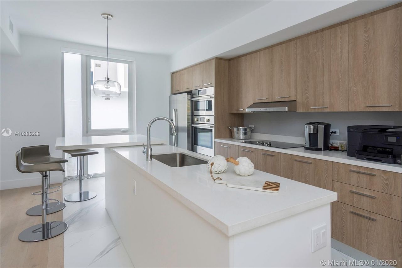 Таунхаус в Майами, США, 240 м² - фото 9