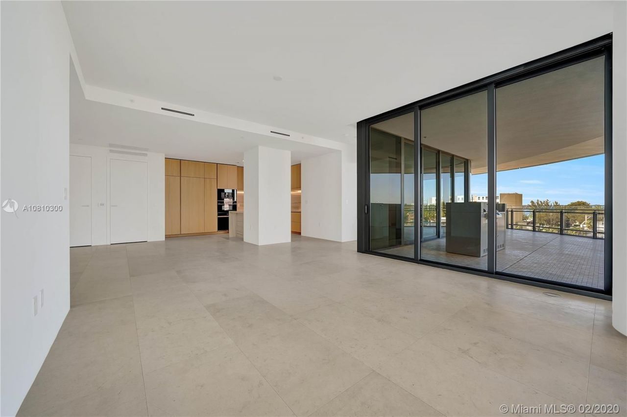 Квартира в Майами, США, 150 м² - фото 13