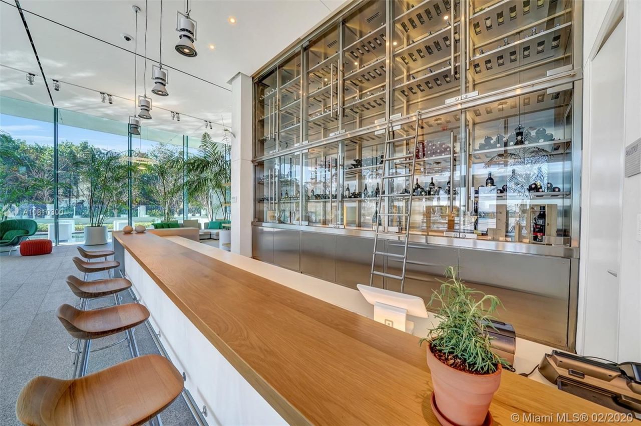 Квартира в Майами, США, 150 м² - фото 10