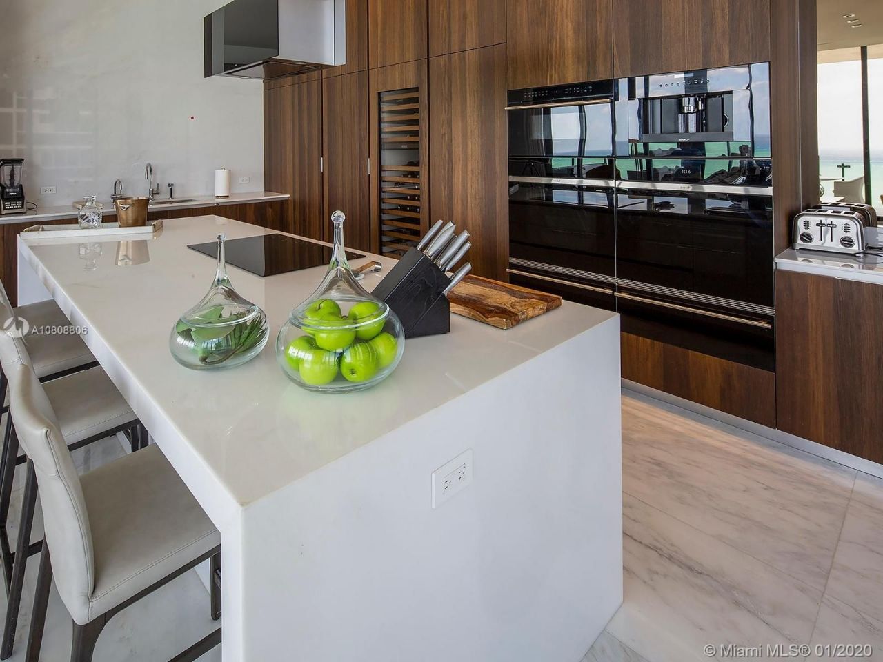 Квартира в Майами, США, 300 м² - фото 12