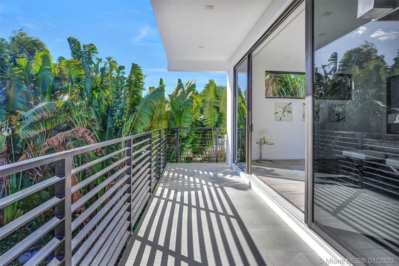 Вилла в Майами, США, 380 м² - фото 16