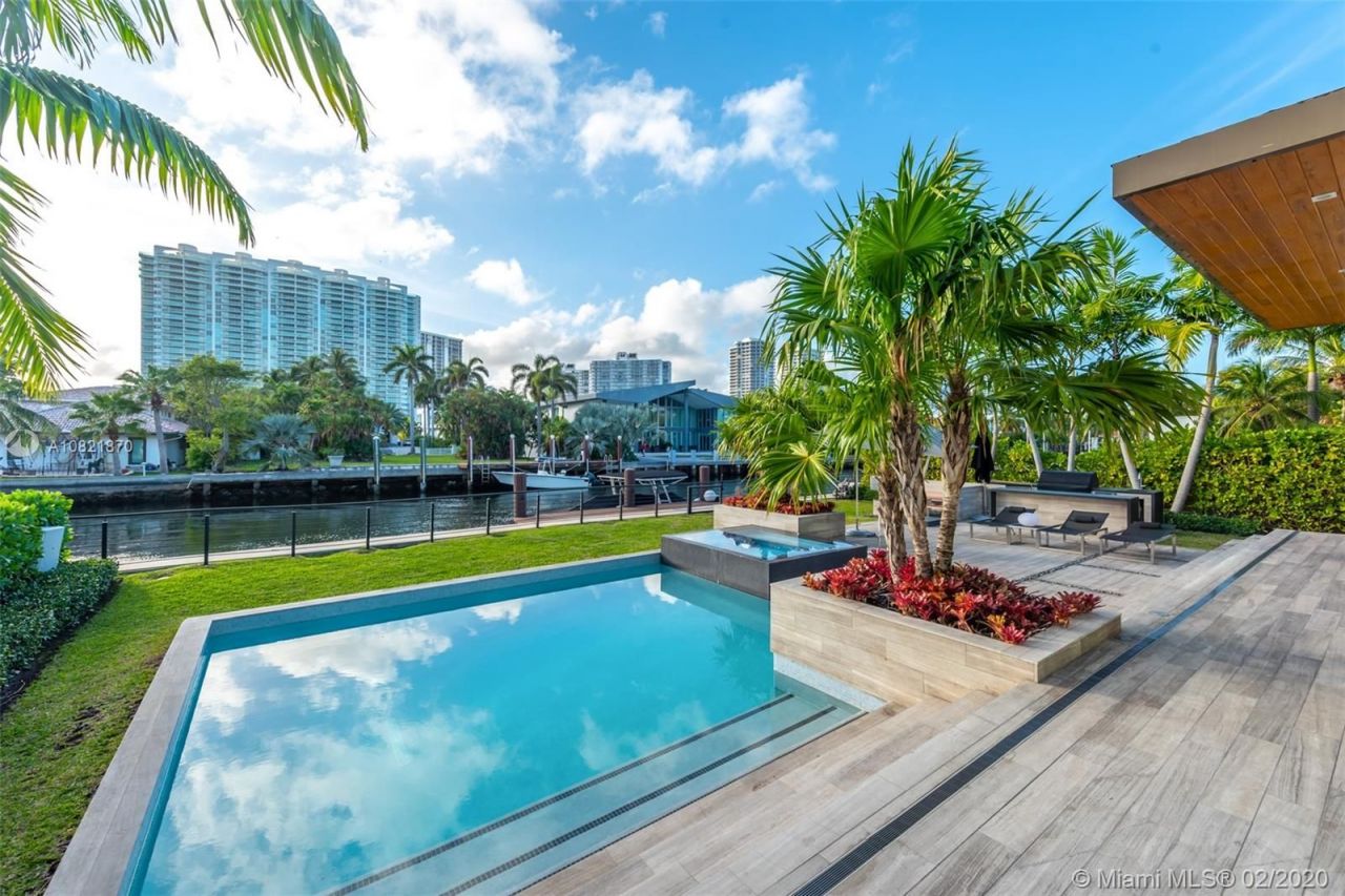 Вилла в Майами, США, 500 м² - фото 2