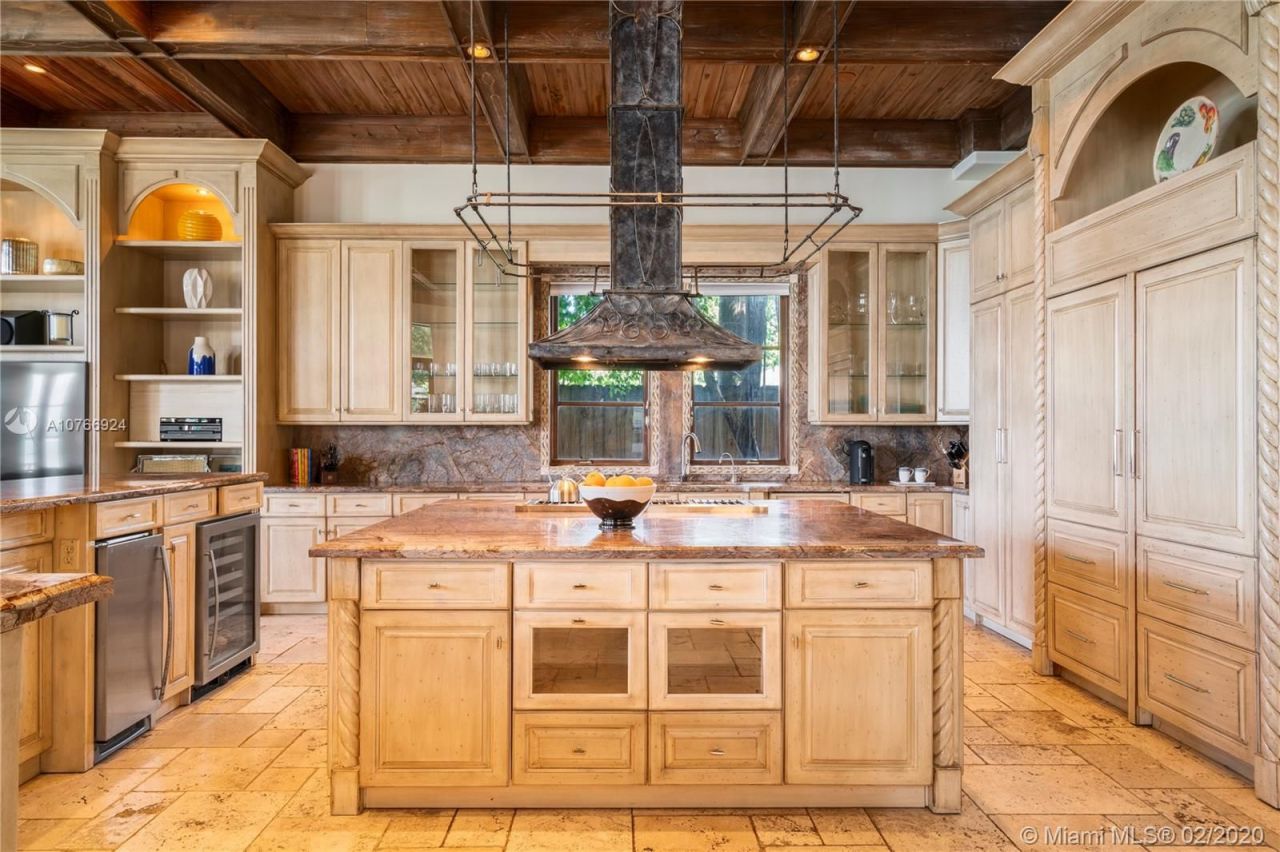 Вилла в Майами, США, 700 м² - фото 14