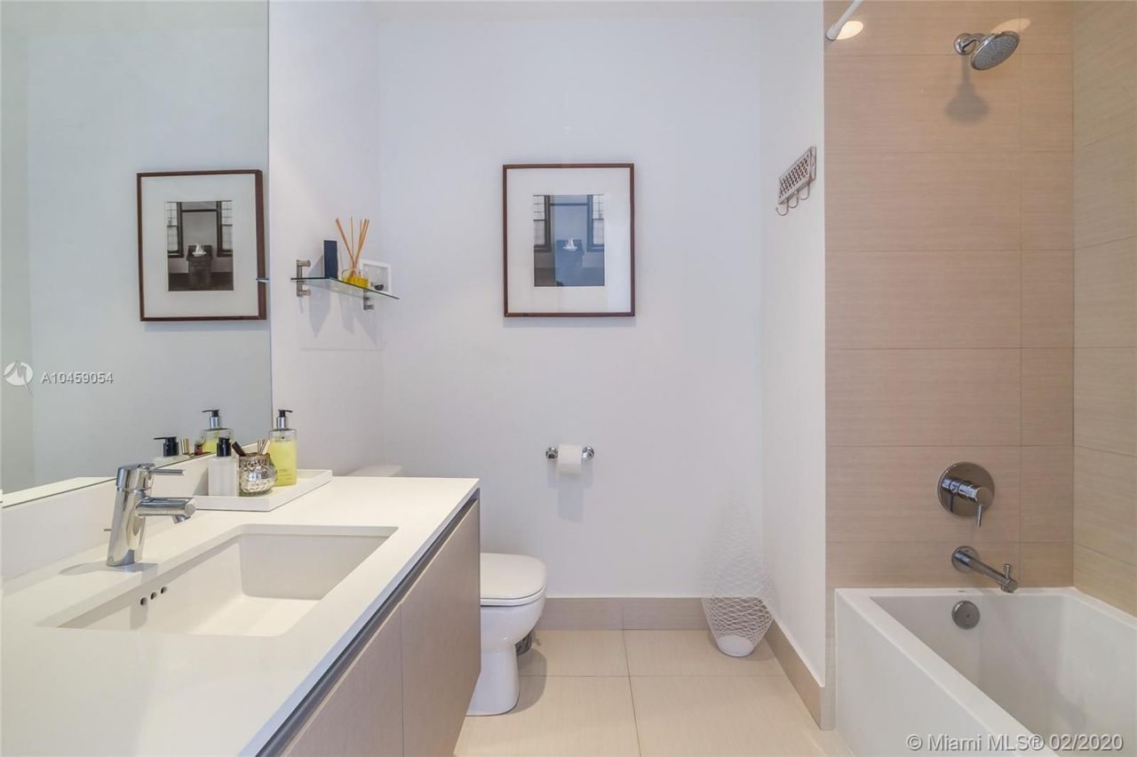 Квартира в Майами, США, 200 м² - фото 9