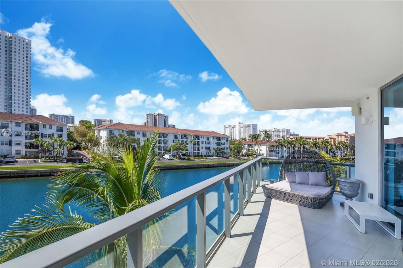 Квартира в Майами, США, 200 м² - фото 12