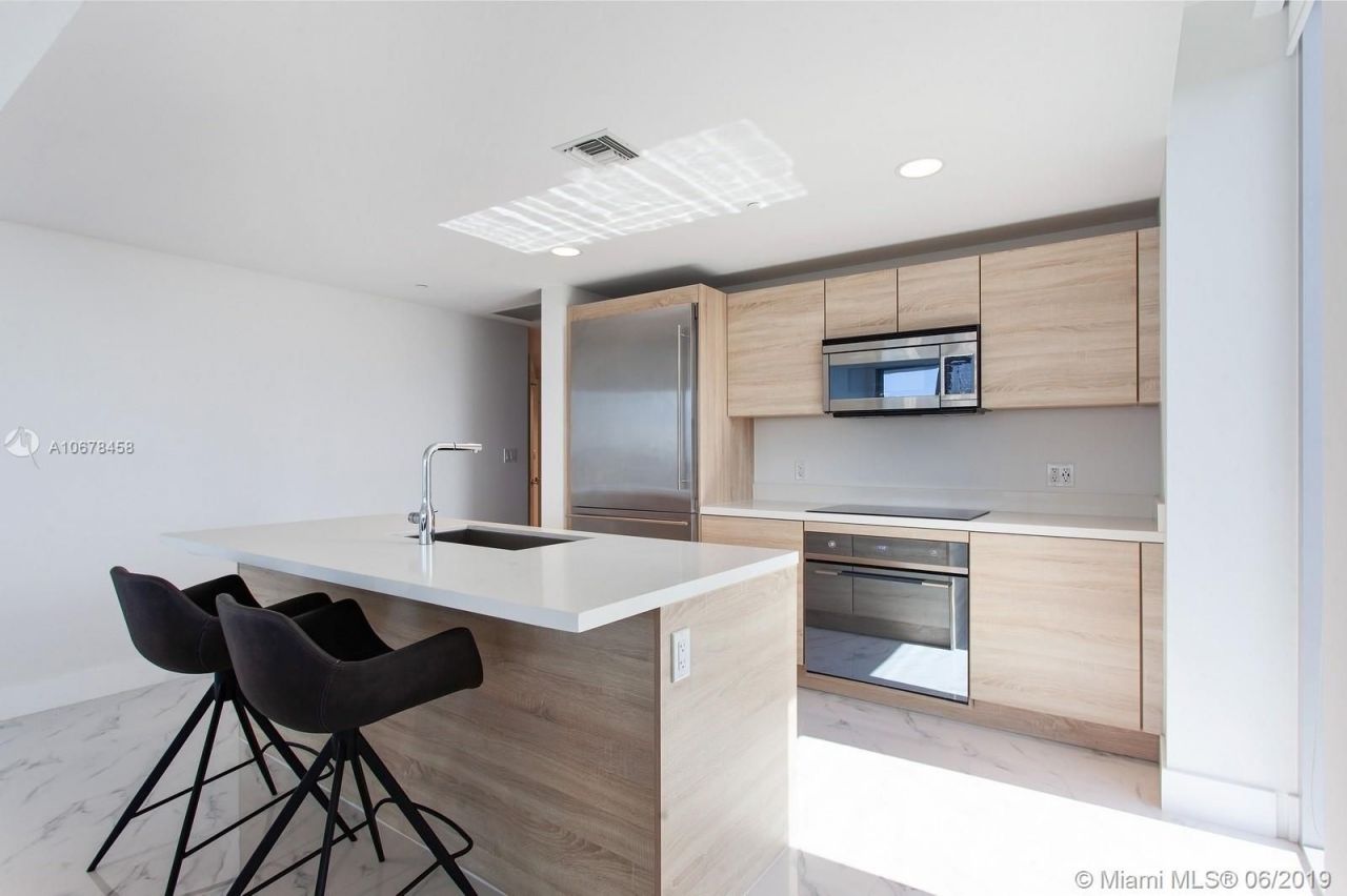 Квартира в Майами, США, 150 м² - фото 4