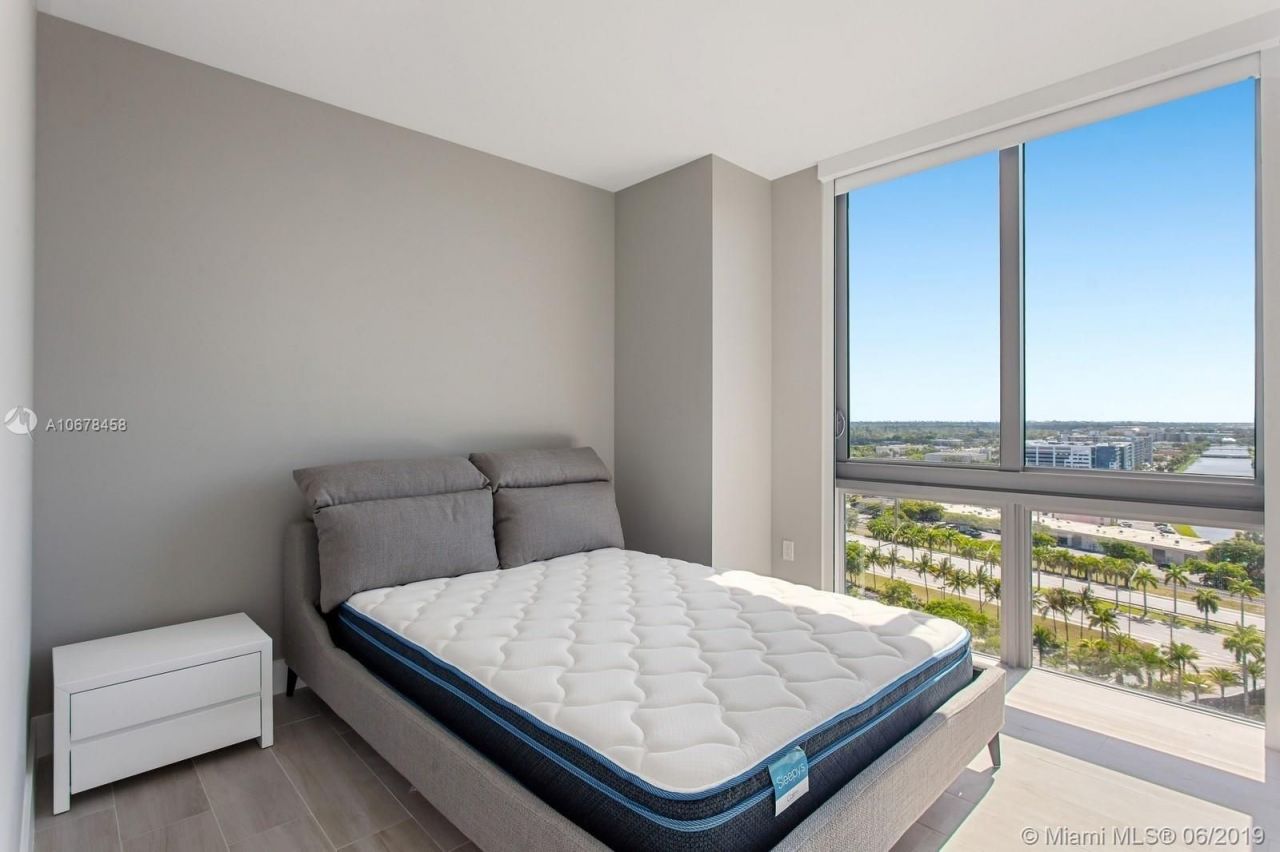 Квартира в Майами, США, 150 м² - фото 13