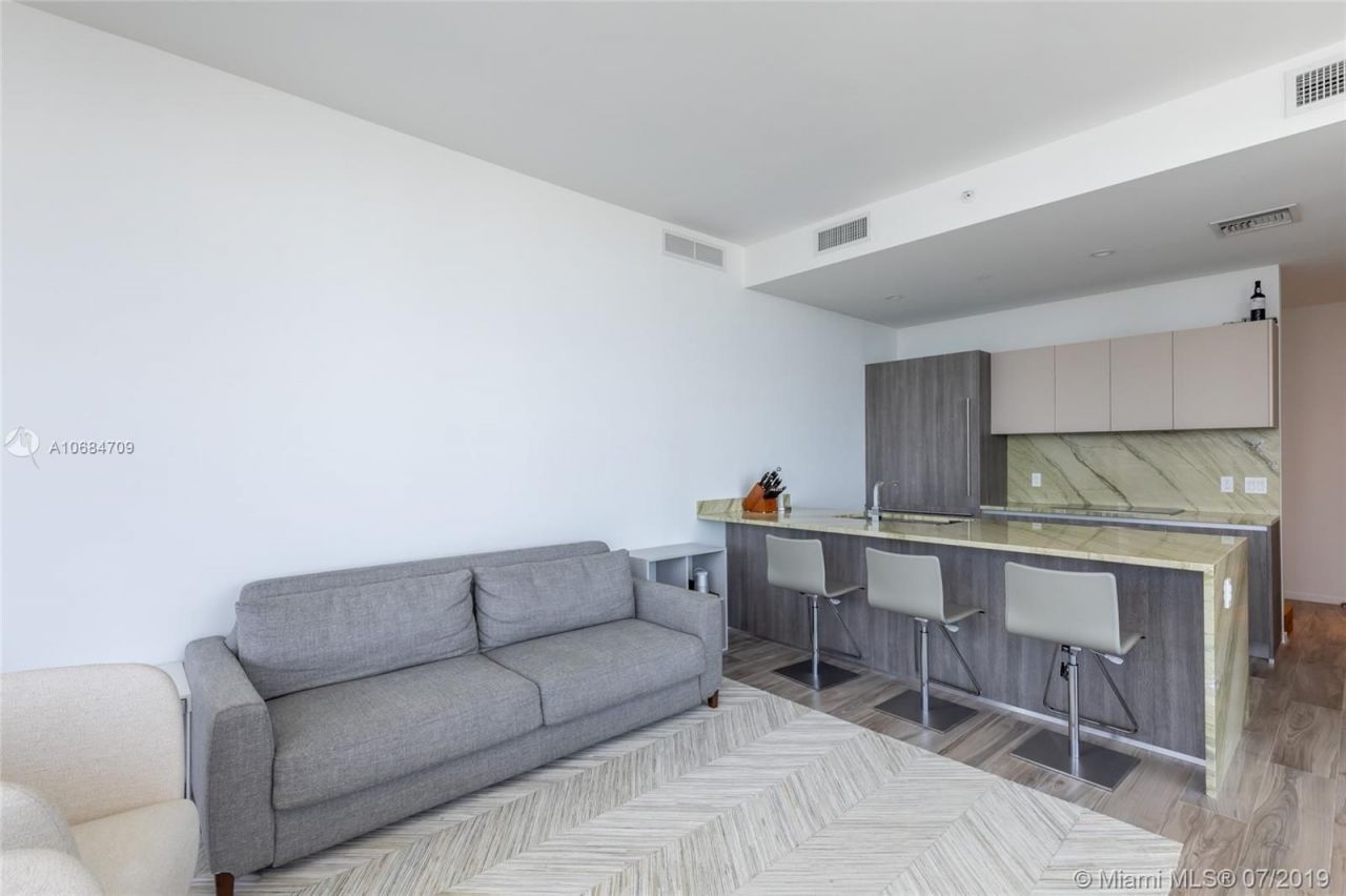 Квартира в Майами, США, 140 м² - фото 12