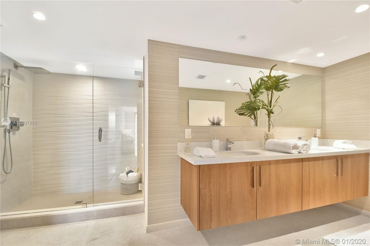 Квартира в Майами, США, 130 м² - фото 9