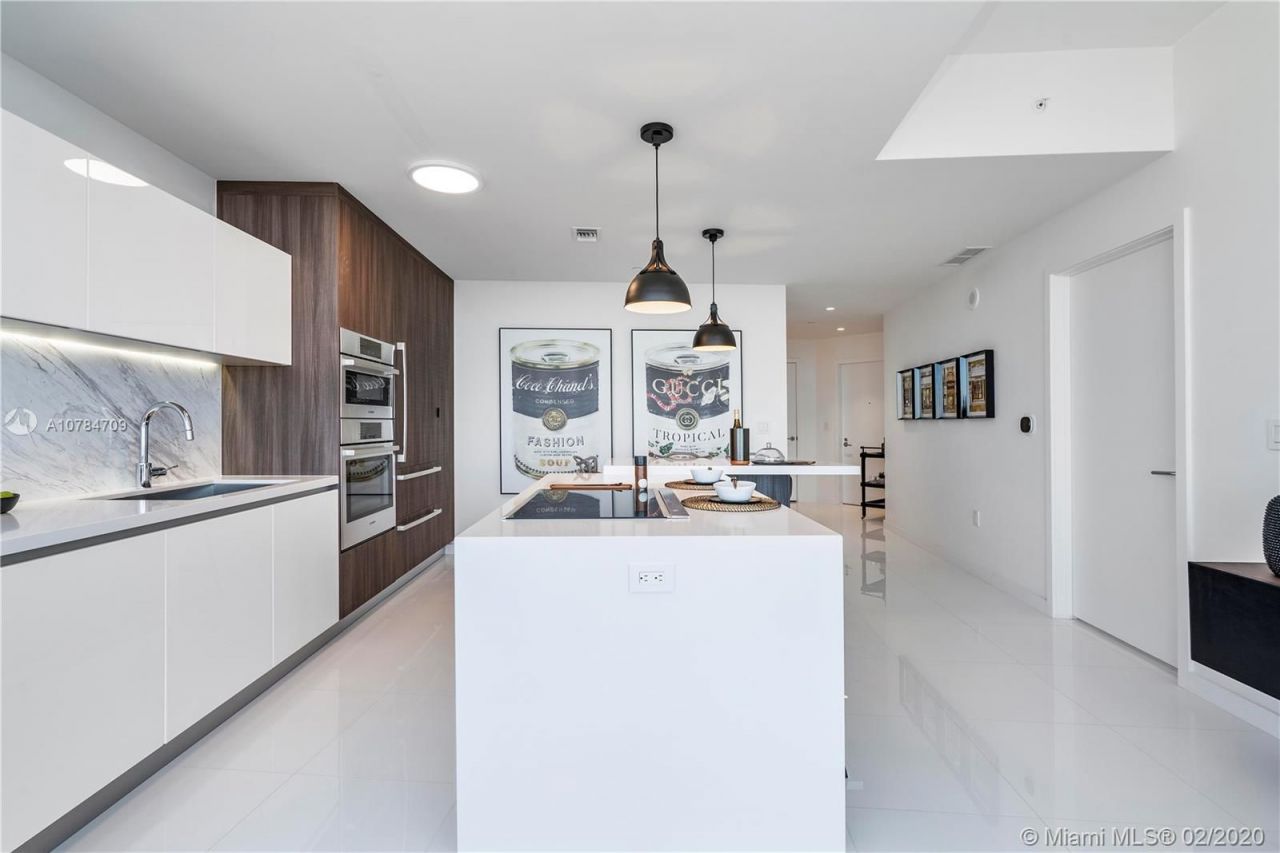 Квартира в Майами, США, 135 м² - фото 12