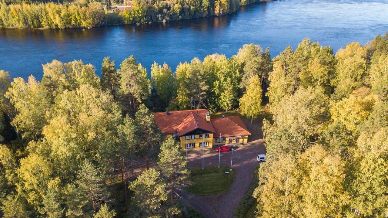 Коммерческая недвижимость в Иматре, Финляндия, 341 м2 - фото 1