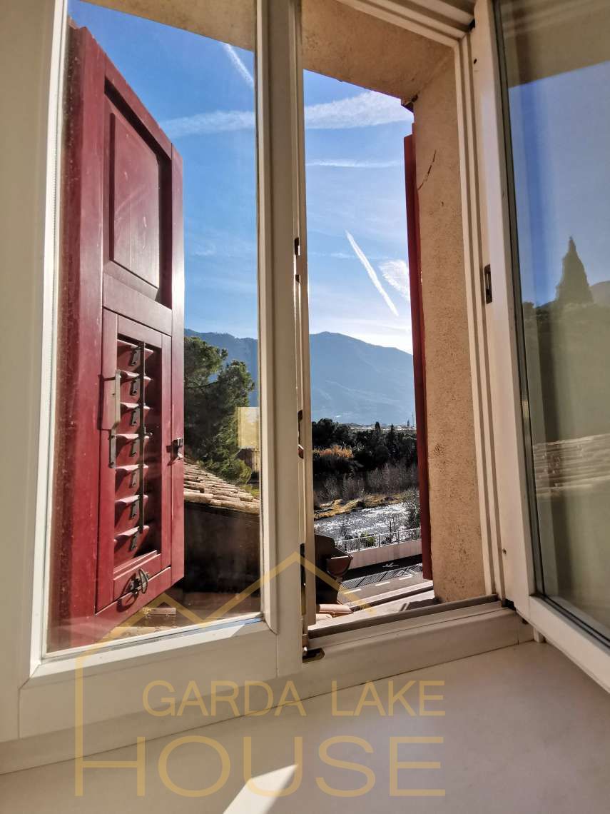 Квартира у озера Гарда, Италия, 160 м2 - фото 1