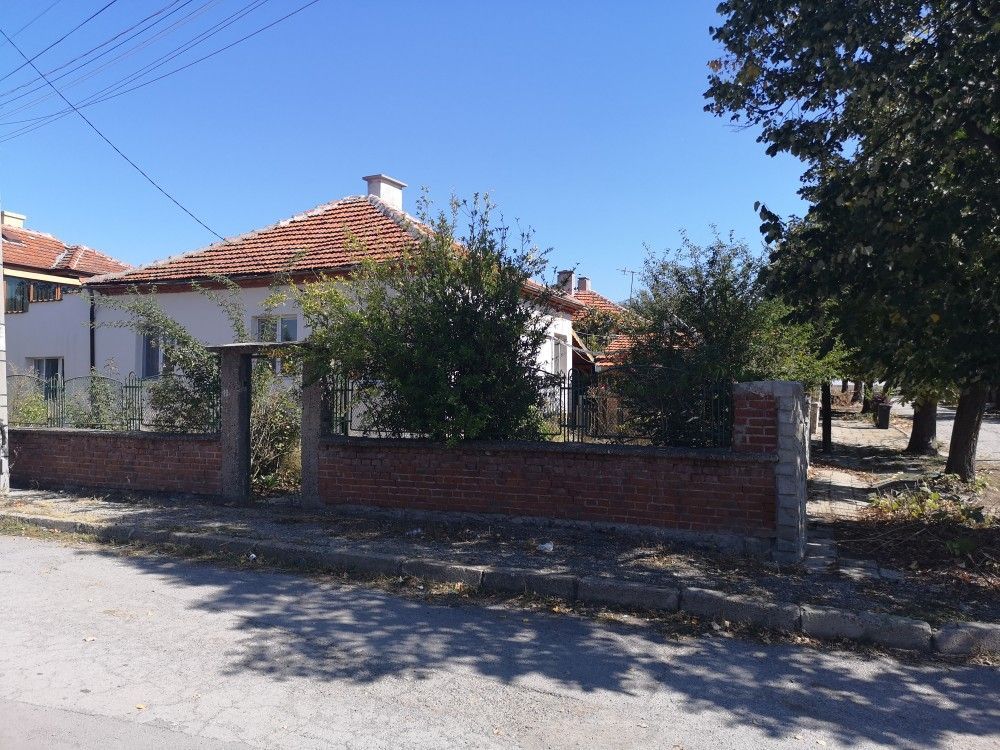 Дом в Ямболе, Болгария, 92 м2 - фото 1