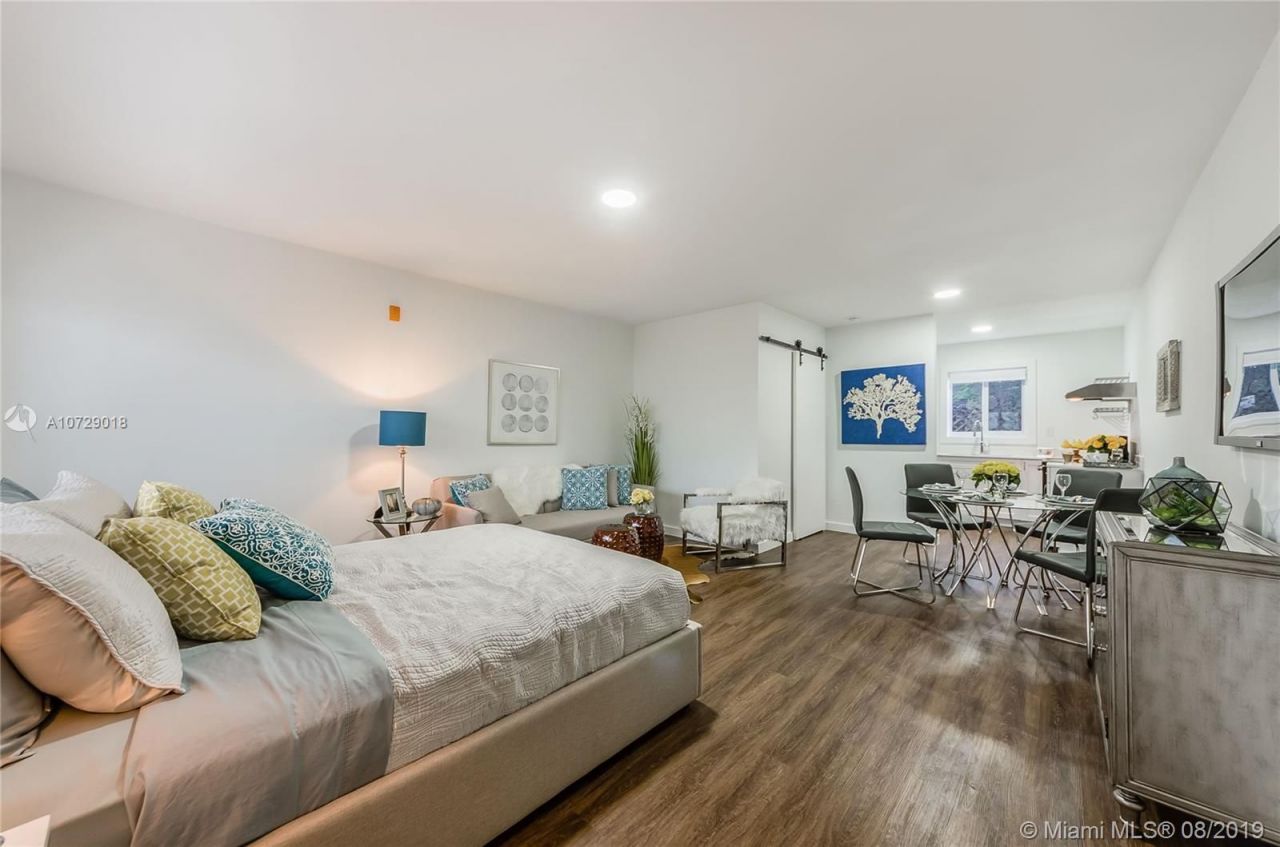 Доходный дом в Майами, США, 800 м² - фото 3