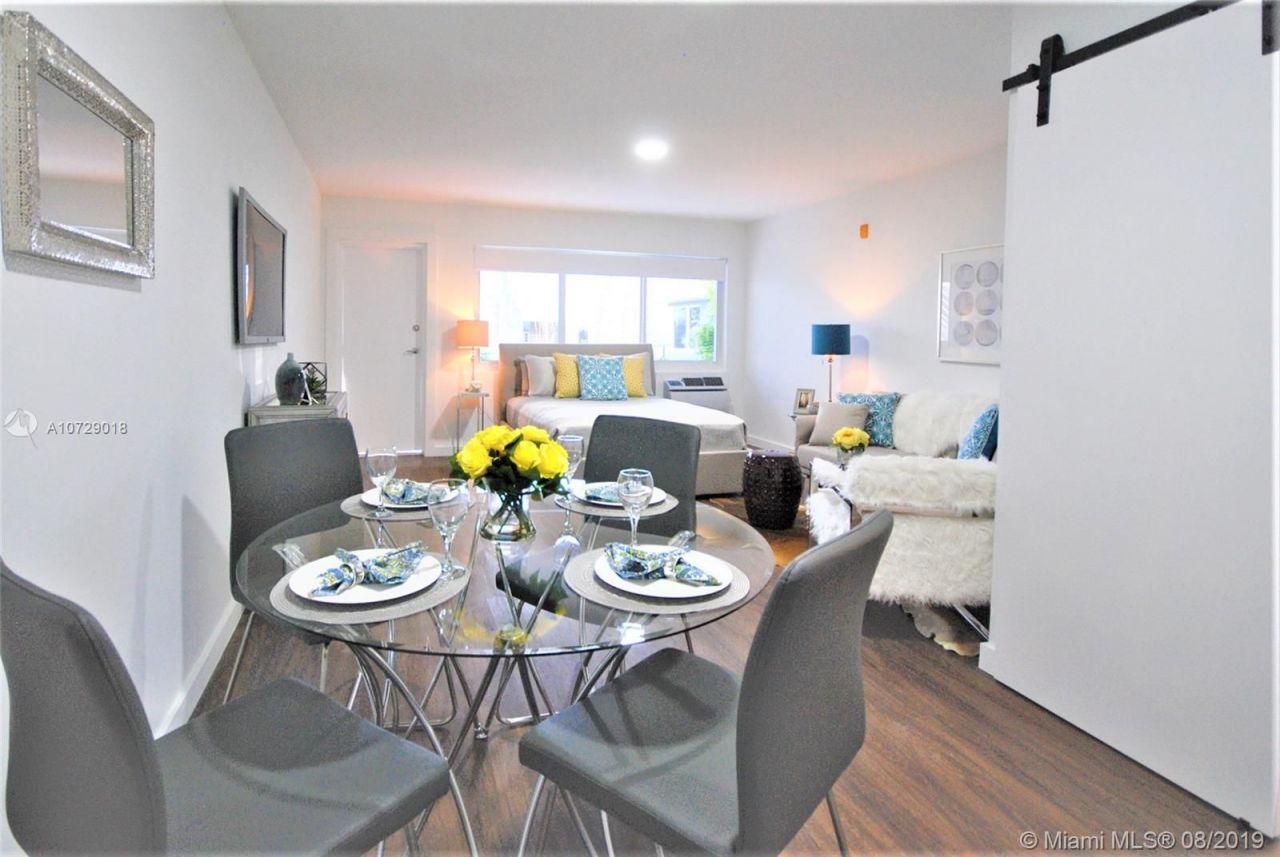 Доходный дом в Майами, США, 800 м² - фото 12