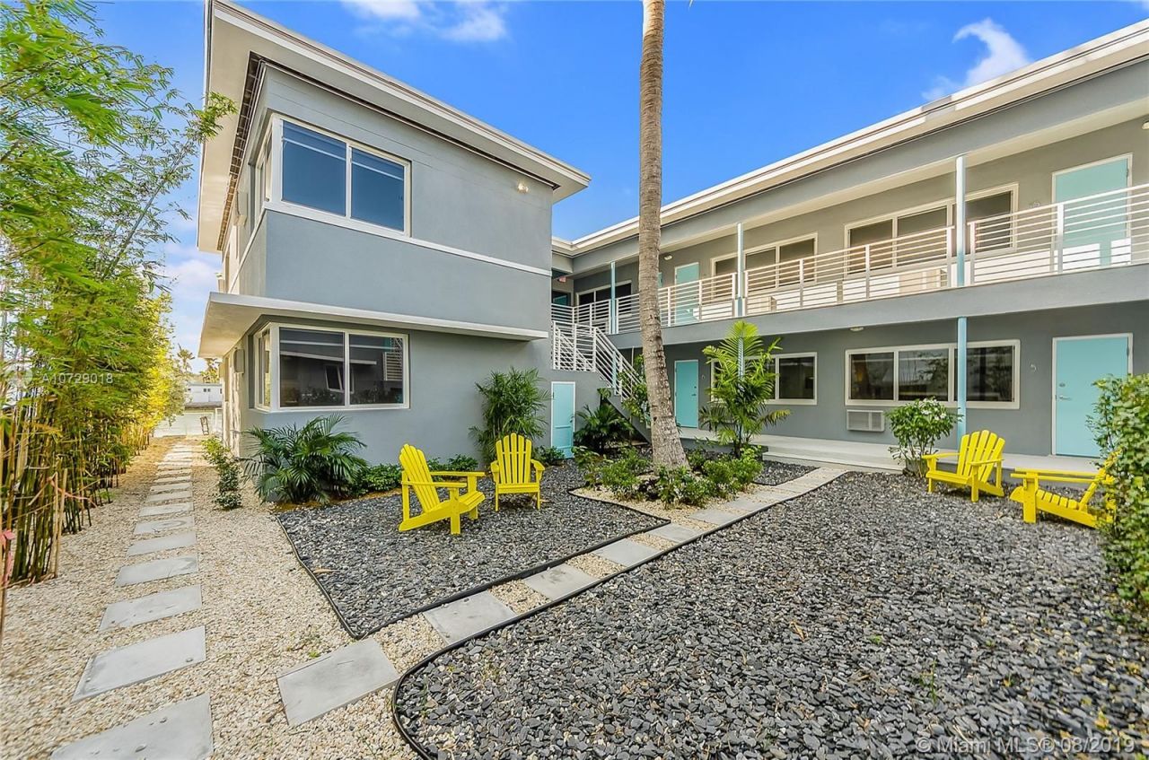 Доходный дом в Майами, США, 800 м² - фото 8