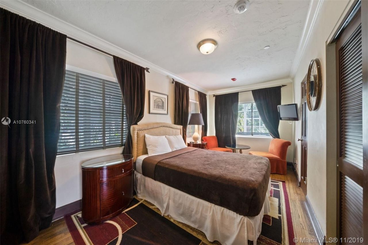 Доходный дом в Майами, США, 300 м² - фото 15