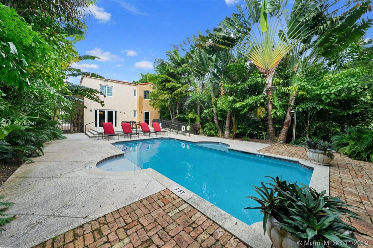 Доходный дом в Майами, США, 300 м² - фото 17