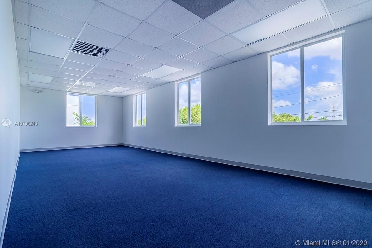 Офис в Майами, США, 1 900 м² - фото 13