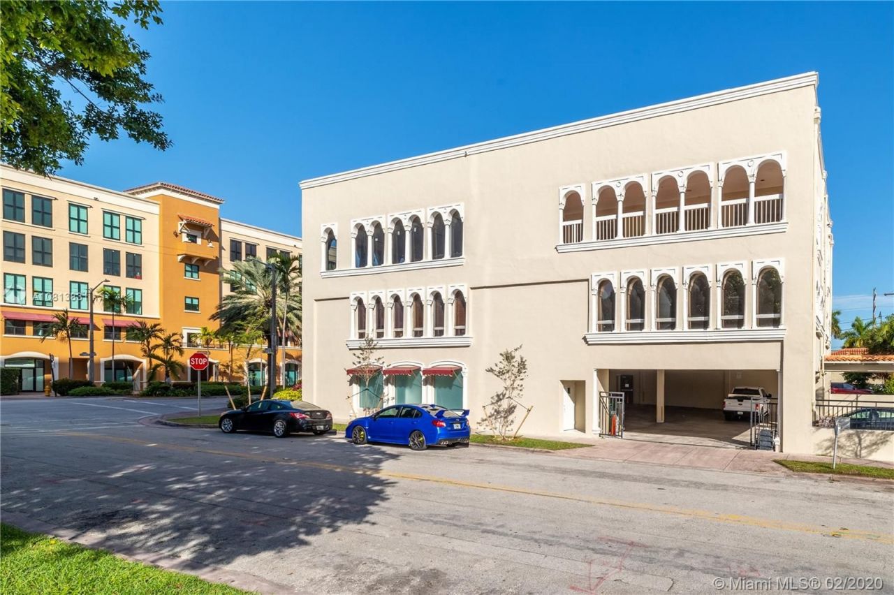 Офис в Майами, США, 1 400 м² - фото 9